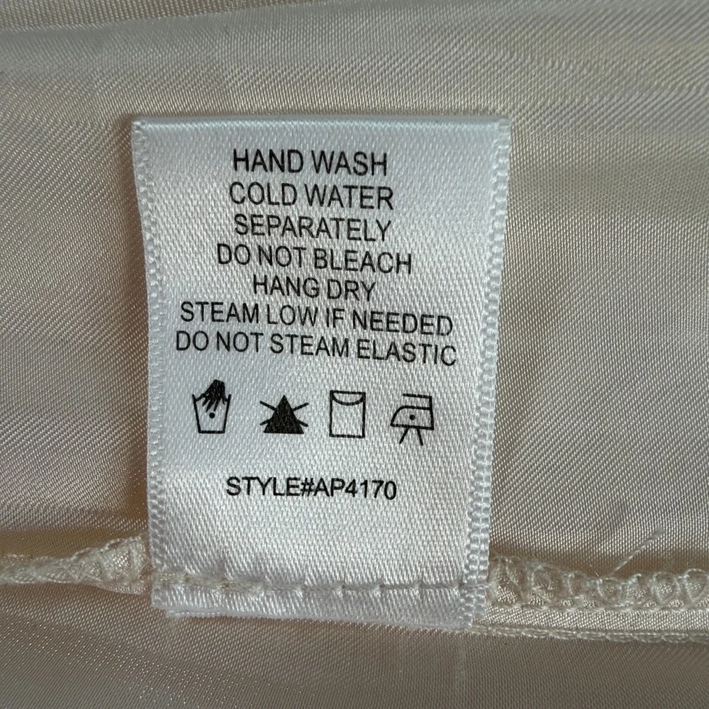 Shimmery Ivory Satin Maxi Skirt Sz M‎ Elastic Waist Flowy Bridal Romantic Fairy